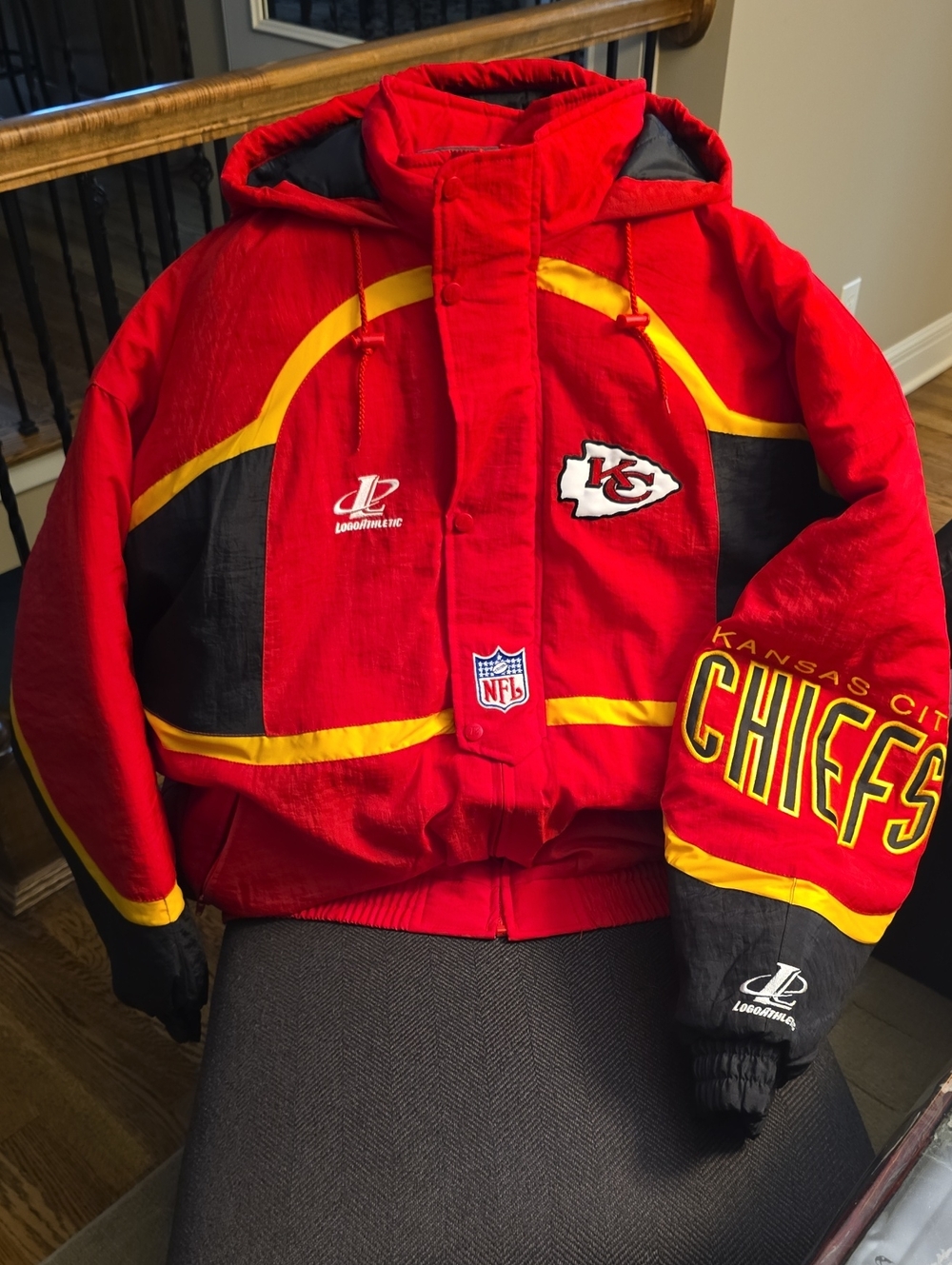 Kansas City Chiefs Mens Red NFL Hooded Jacket by Logo Athletic, XXXL, TALL, VTG